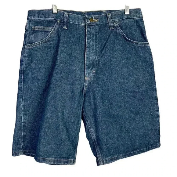 Wrangler Men 36 Relaxed Fit Denim Jean Shorts Midrise Cotton Dark Wash Bermuda - Picture 1 of 5